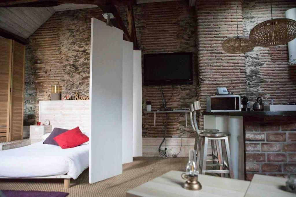 Loft Charmant Dans Le Centre Historique Nantes Exteriör bild
